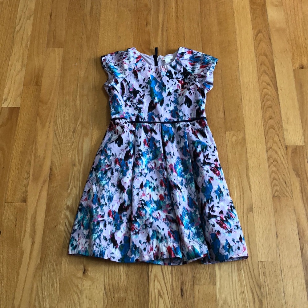 A pretty dress